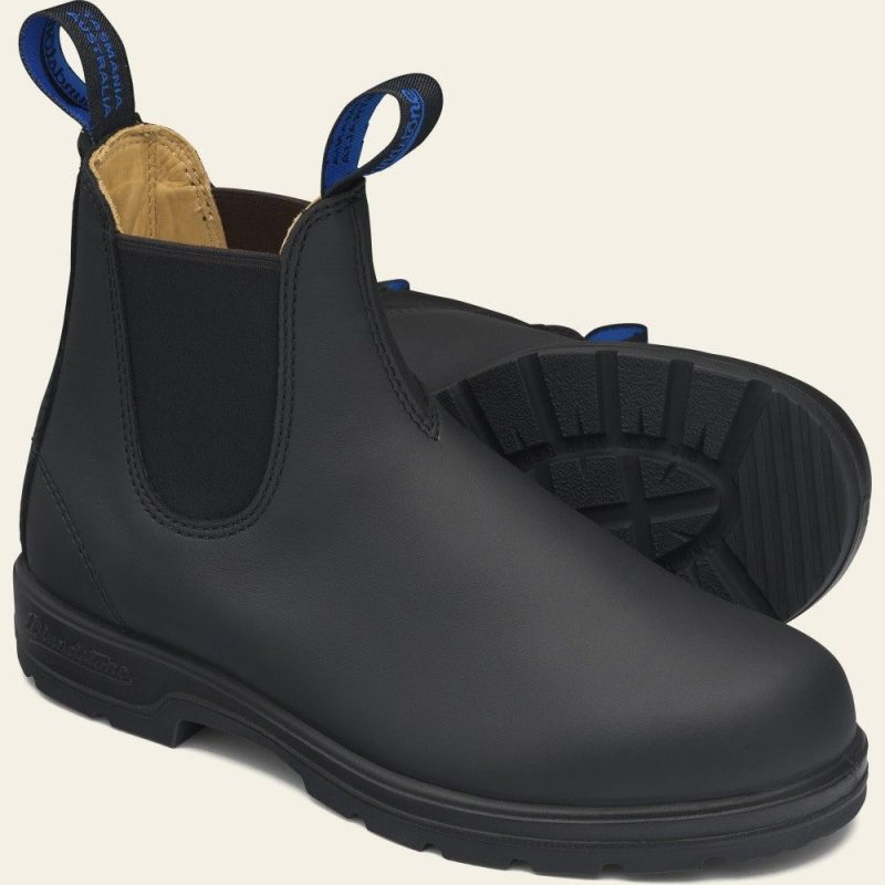 Blundstone Thermal 566 Chelsea Boot in Black  Women's Boots