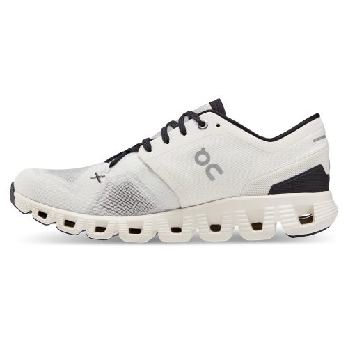 60.98697 cloud x 3 fw22 White Black w g4