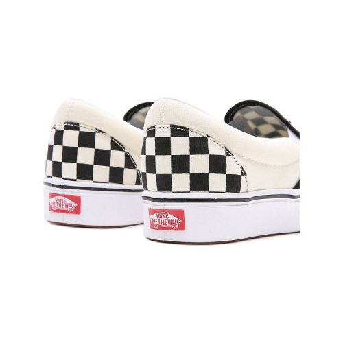 Vans Classic Slip on Comfycush™ Checkerboard Shoe in yythk 2