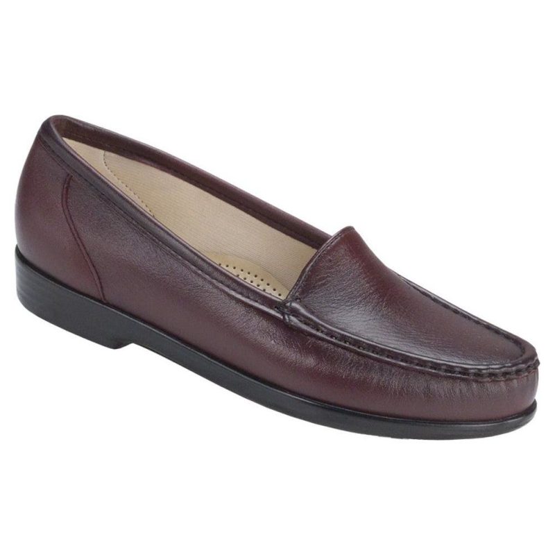 SAS Women's Simplify Slip-On Loafer in Antique Wine Wide  Women's Footwear